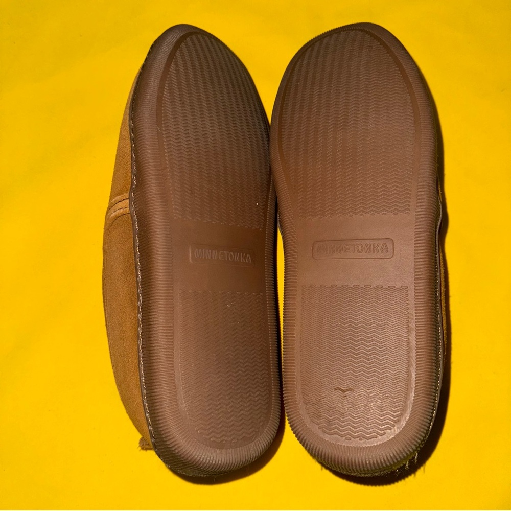 Minnetonka Men's SIZE 10 Pile-Lined Romeo Slipper - Picture 6 of 6